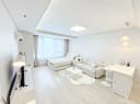 Small deposit and all furnished house in Seoul