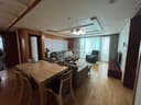 A Quiet, Cozy Home in the Historic Jongno Area