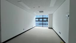 Location: 1-minute walk from Byeongjeom Station(Ultra-convenient transit access)