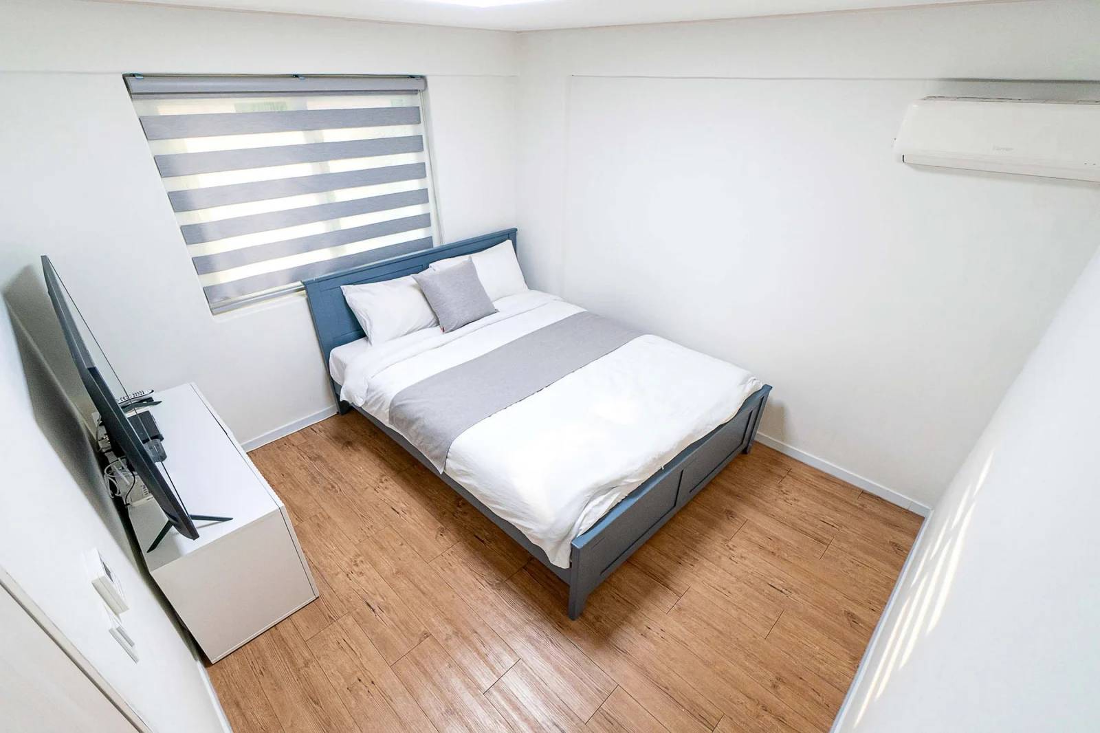 Small deposit and all furnished house in Seoul - photo 1