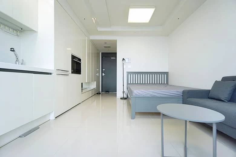 Small deposit and all furnished house in Seoul - photo 2