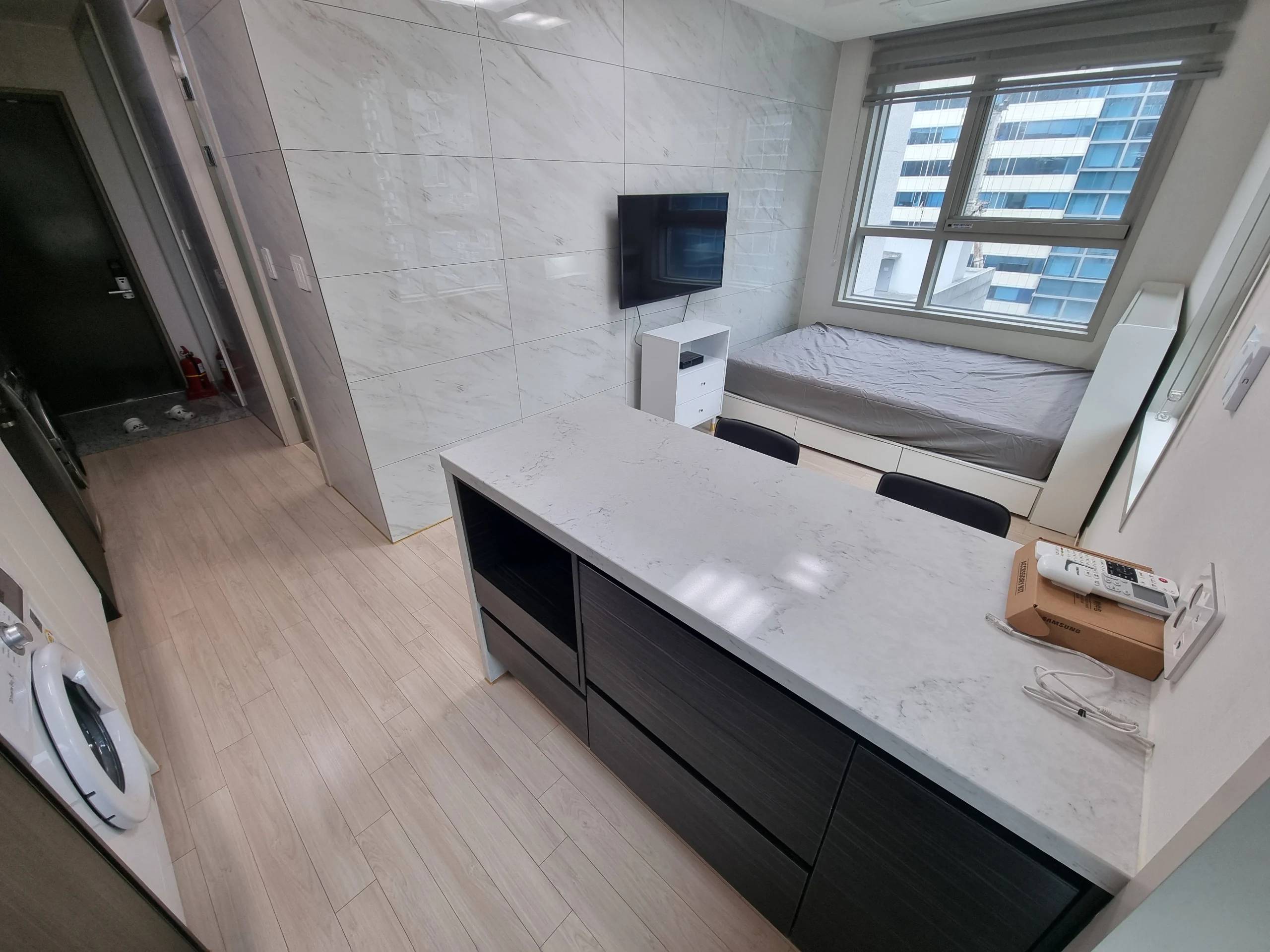 Small deposit and all furnished house in Seoul - photo 1