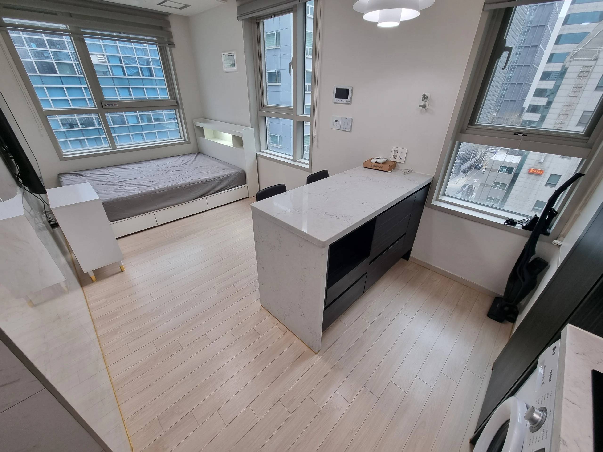 Small deposit and all furnished house in Seoul - photo 2