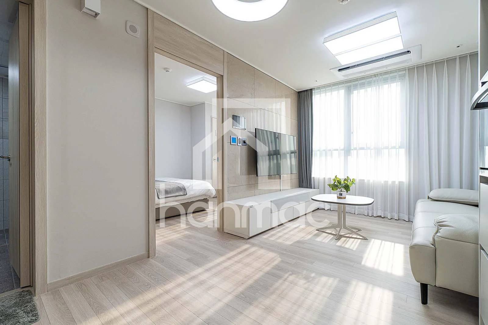 Small deposit and all furnished house in Seoul - photo 2