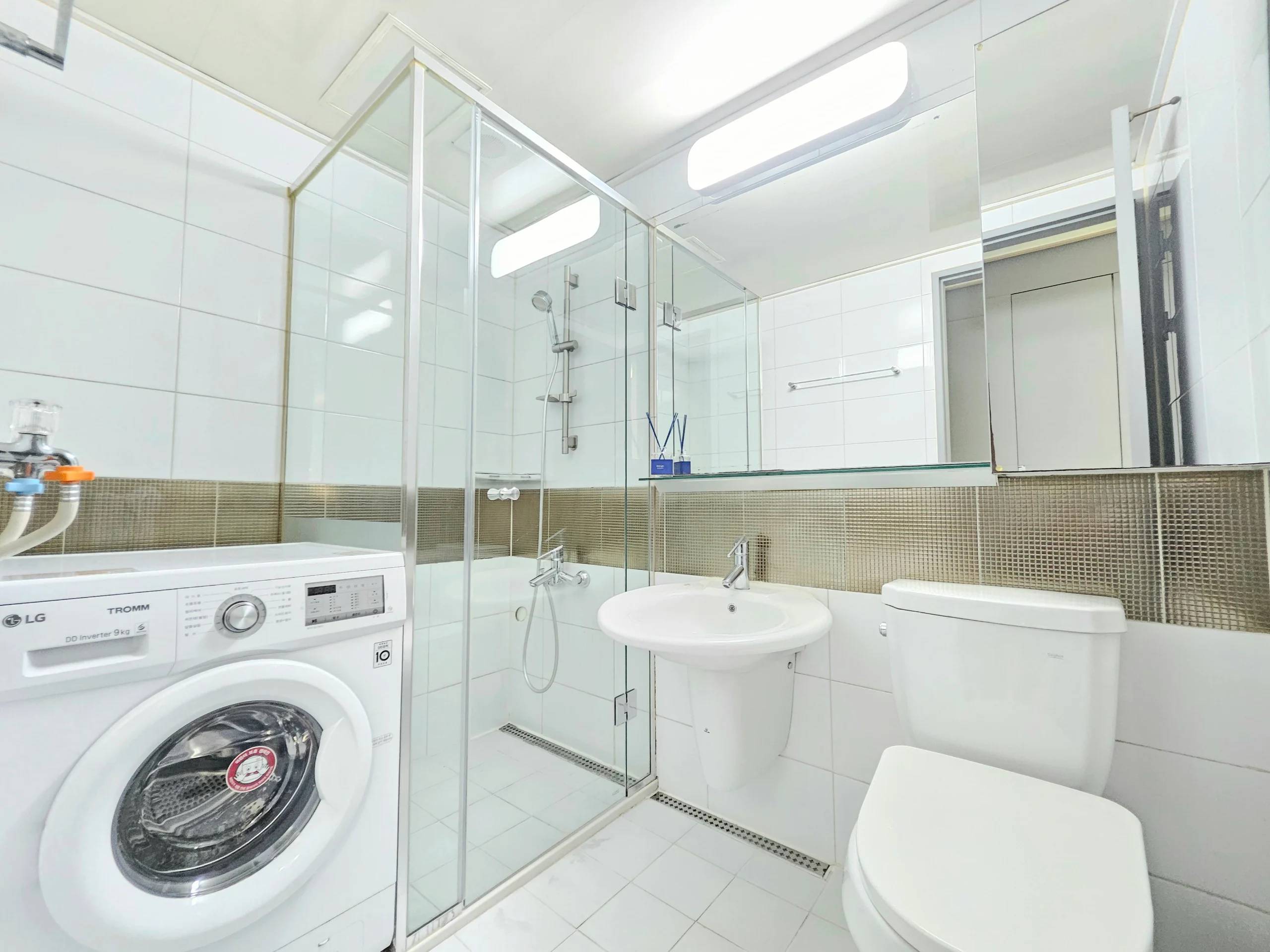 Small deposit and all furnished house in Seoul - photo 2