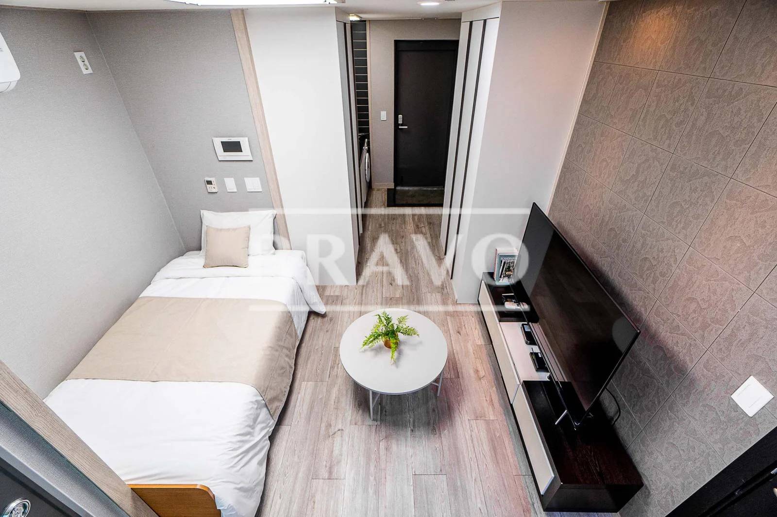Small deposit and all furnished house in Seoul - photo 1