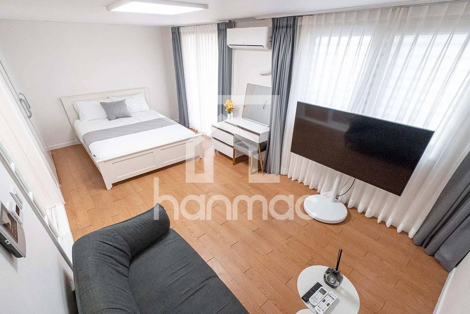 Small deposit and all furnished house in Seoul - photo 1