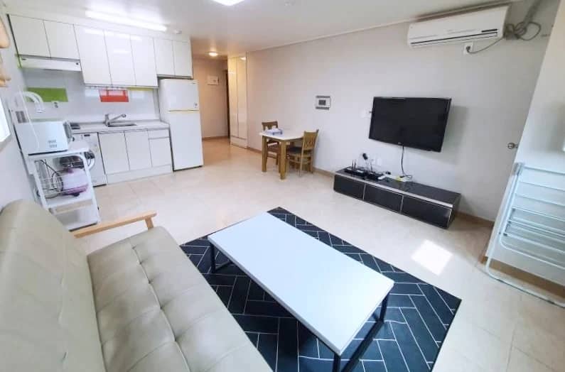 Small deposit and all furnished house in Seoul - photo 2