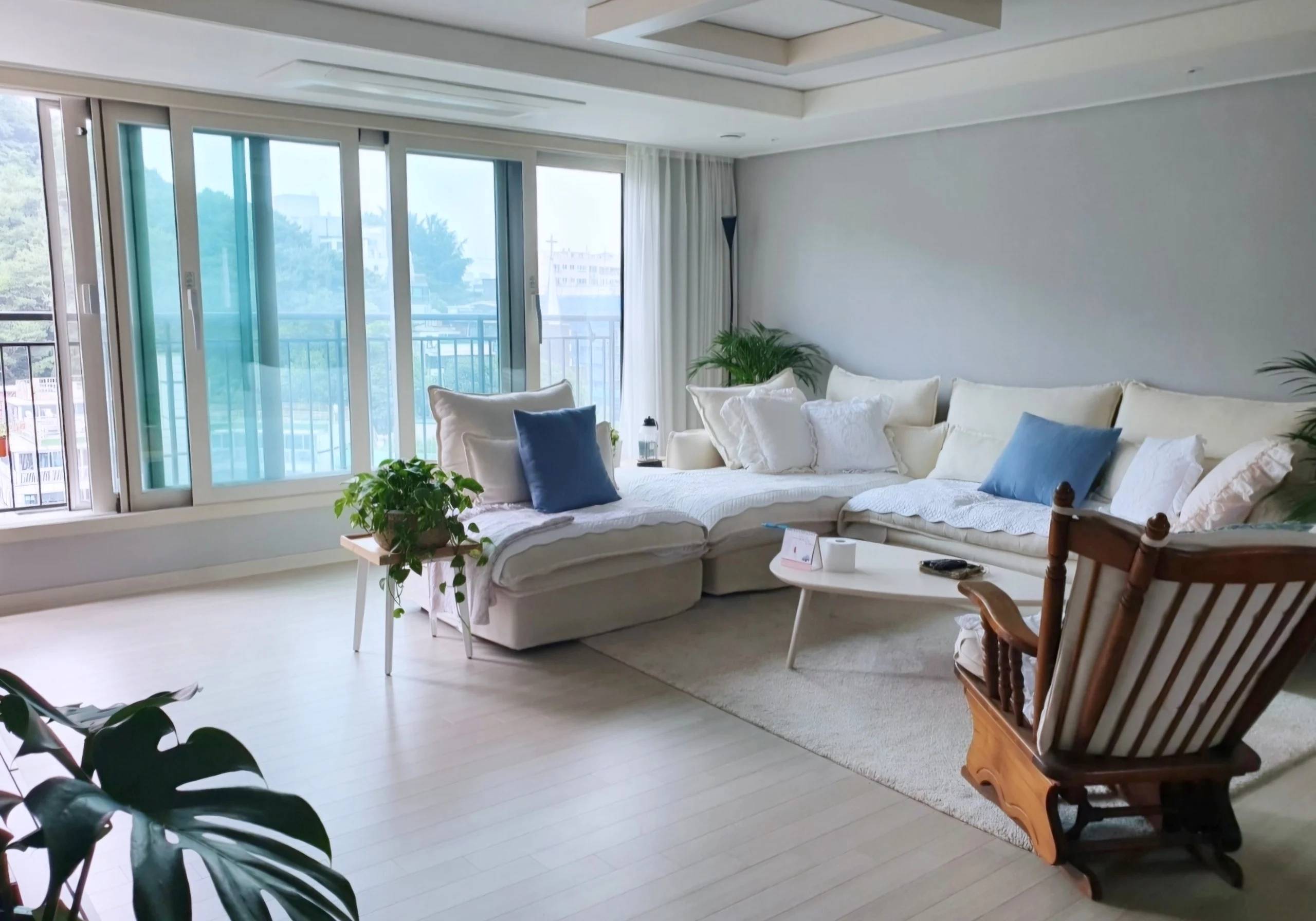 Small deposit and all furnished house in Seoul - photo 1