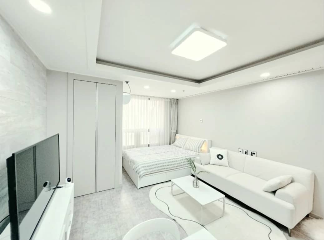 Small deposit and all furnished house in Seoul - photo 2