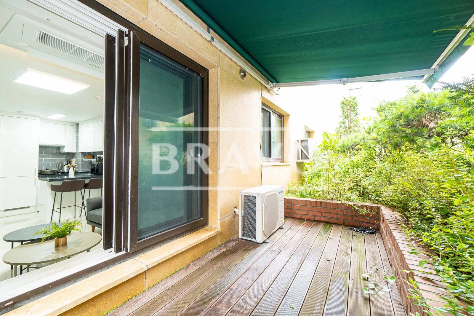 Small deposit and all furnished house in Seoul - photo 1