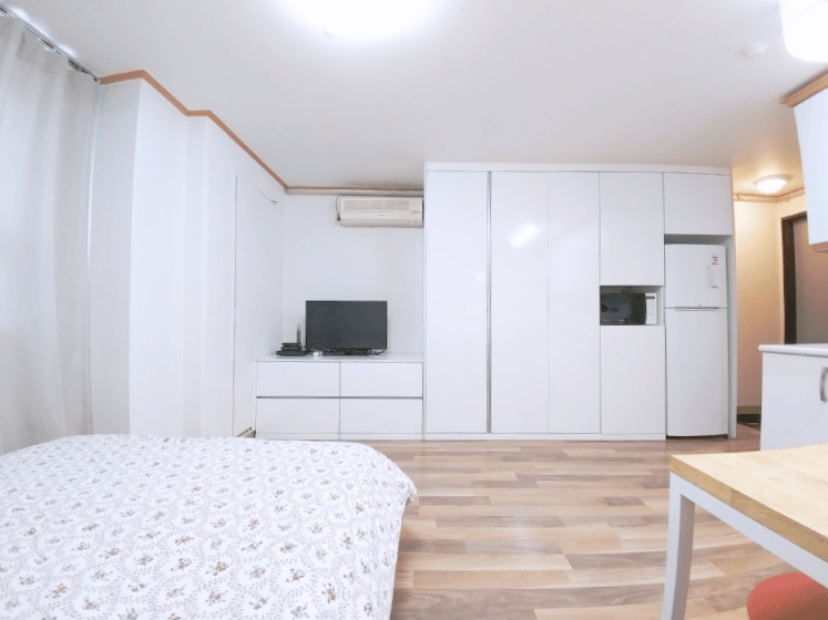 Small deposit and all furnished house in Seoul - photo 2