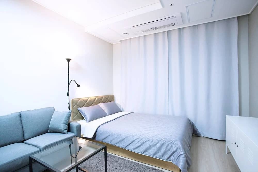 Small deposit and all furnished house in Seoul - photo 1