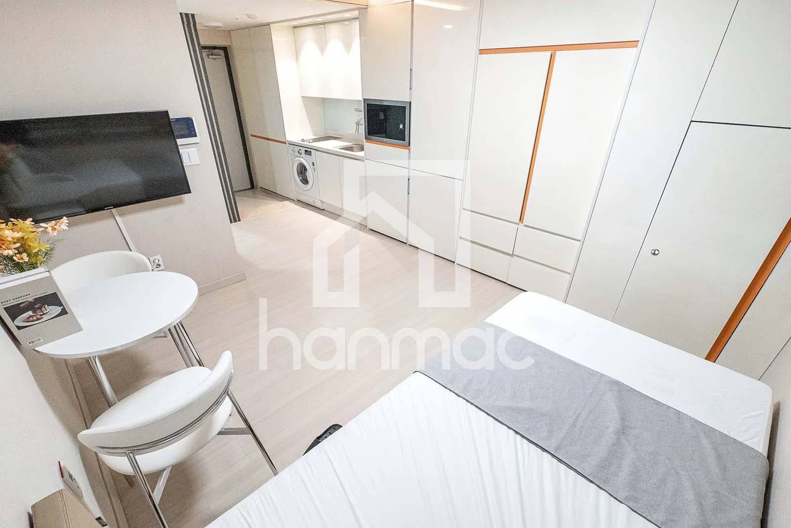 Small deposit and all furnished house in Seoul - photo 2