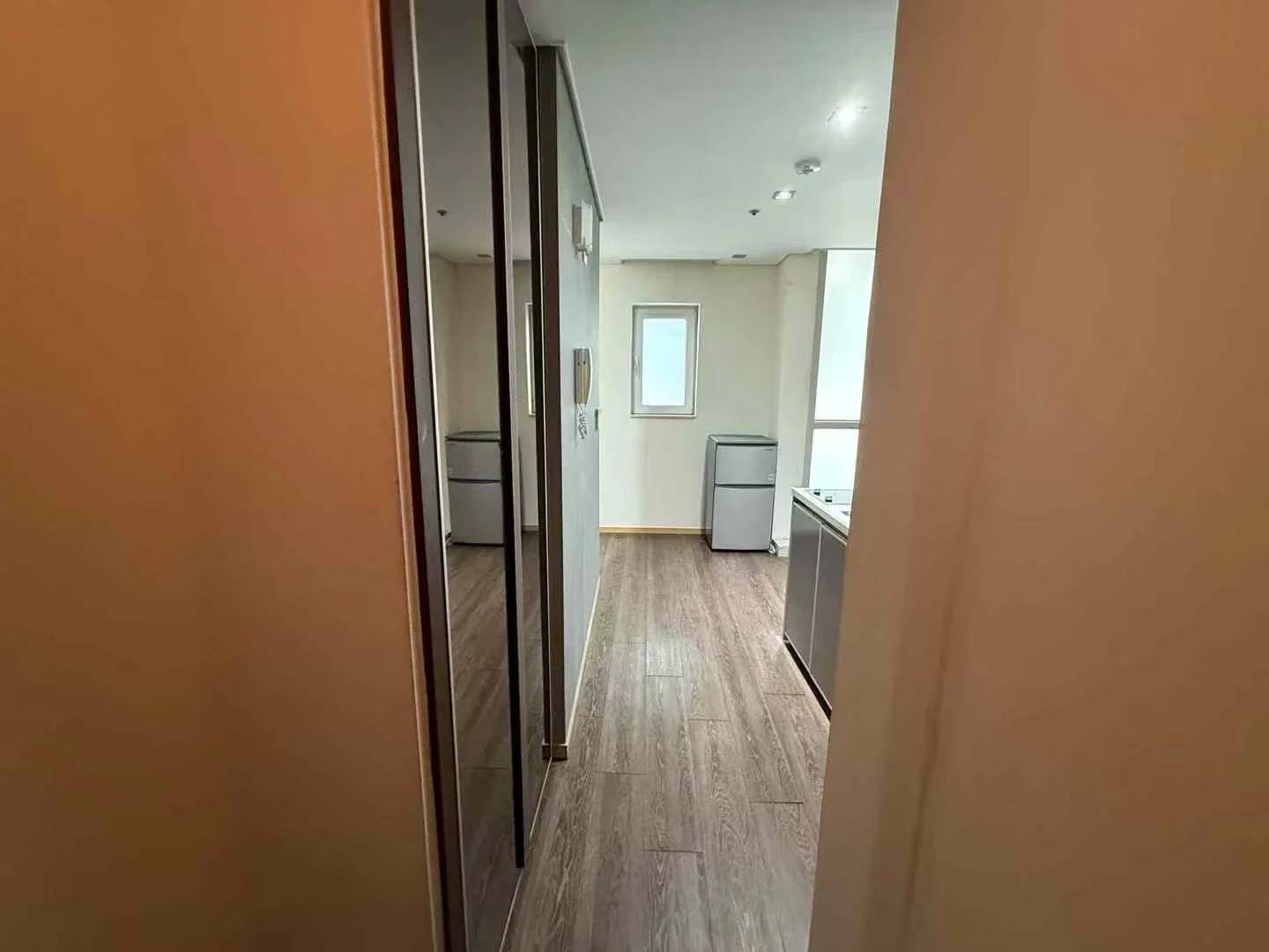 1 Minute Walk from Sinchon Station, Fully Furnished, Separate Room and Living Room - photo 2