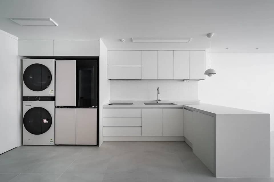 1 Minute Walk to Gangnam Station, 2BR, 2BA, Fully Furnished (사본) - photo 1