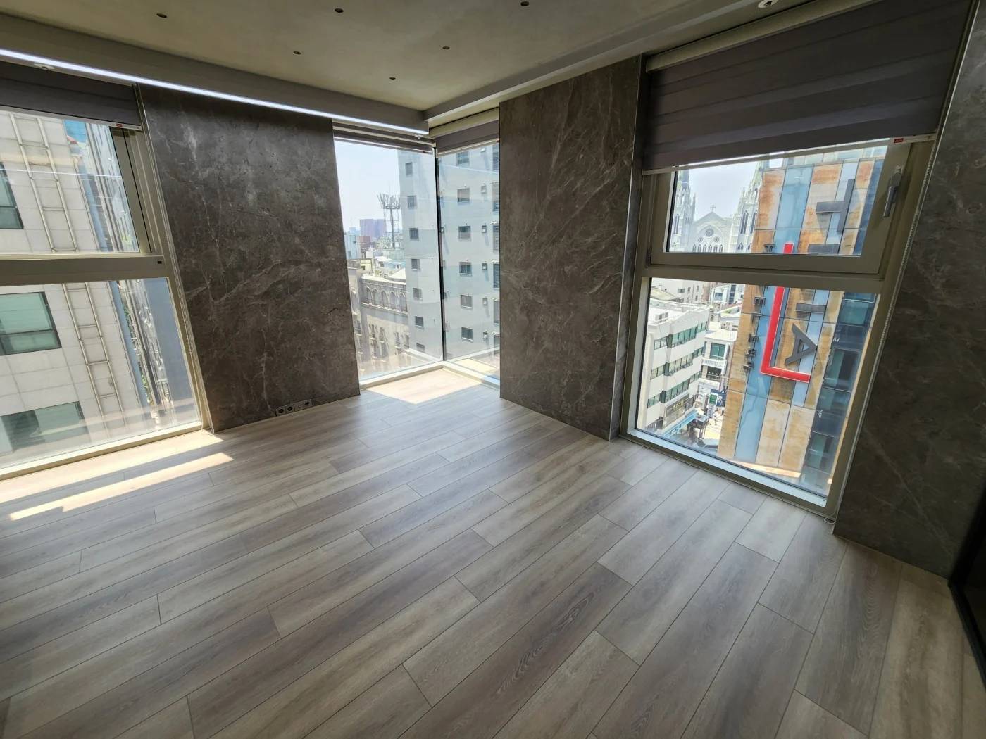 5 Minutes Walk from Yeoksam Station, Separate Type One-Room. Newly Built. (사본) - photo 1