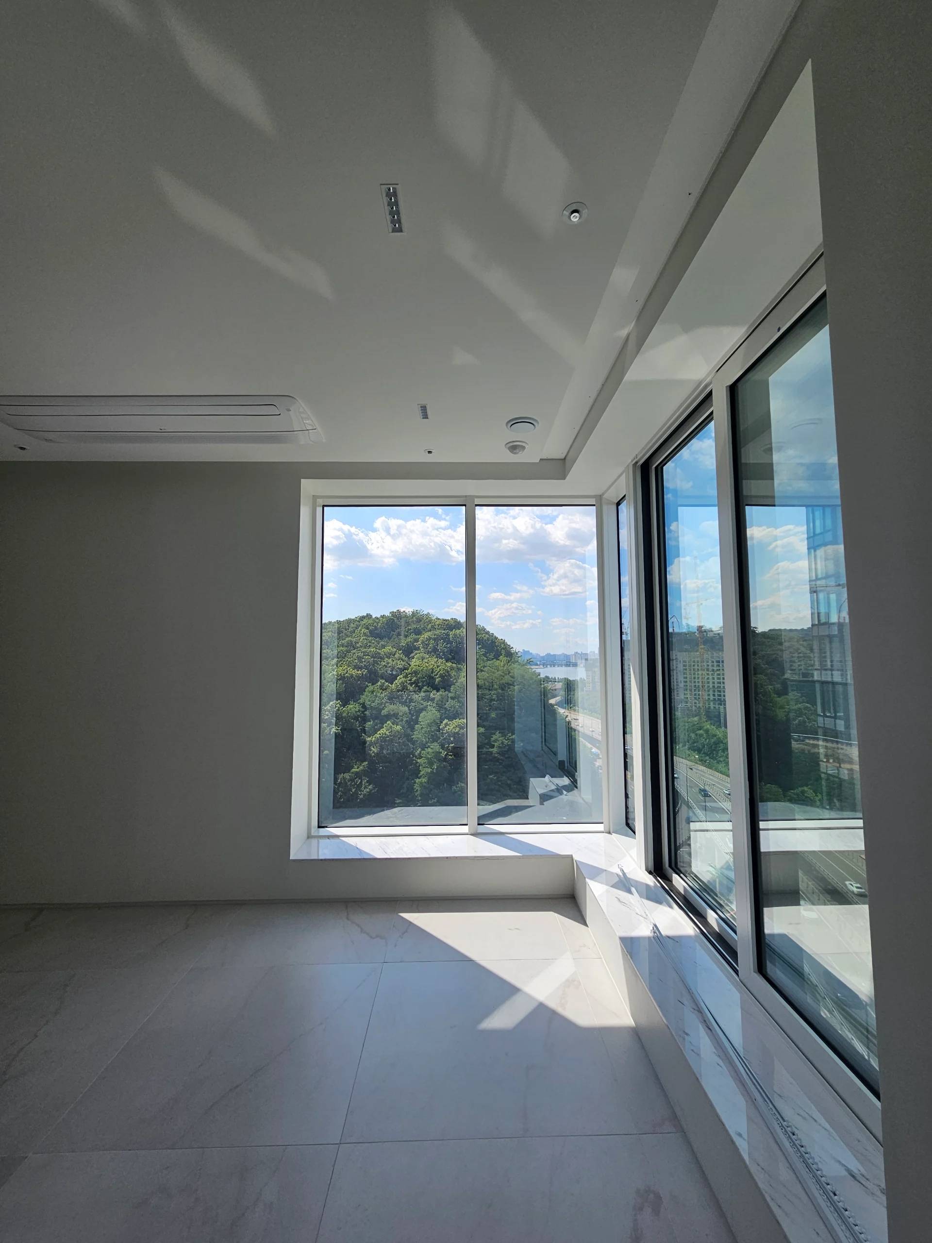 New, NO ARC, 3BR, 2BA, Business Contract, Rent + VAT - photo 2