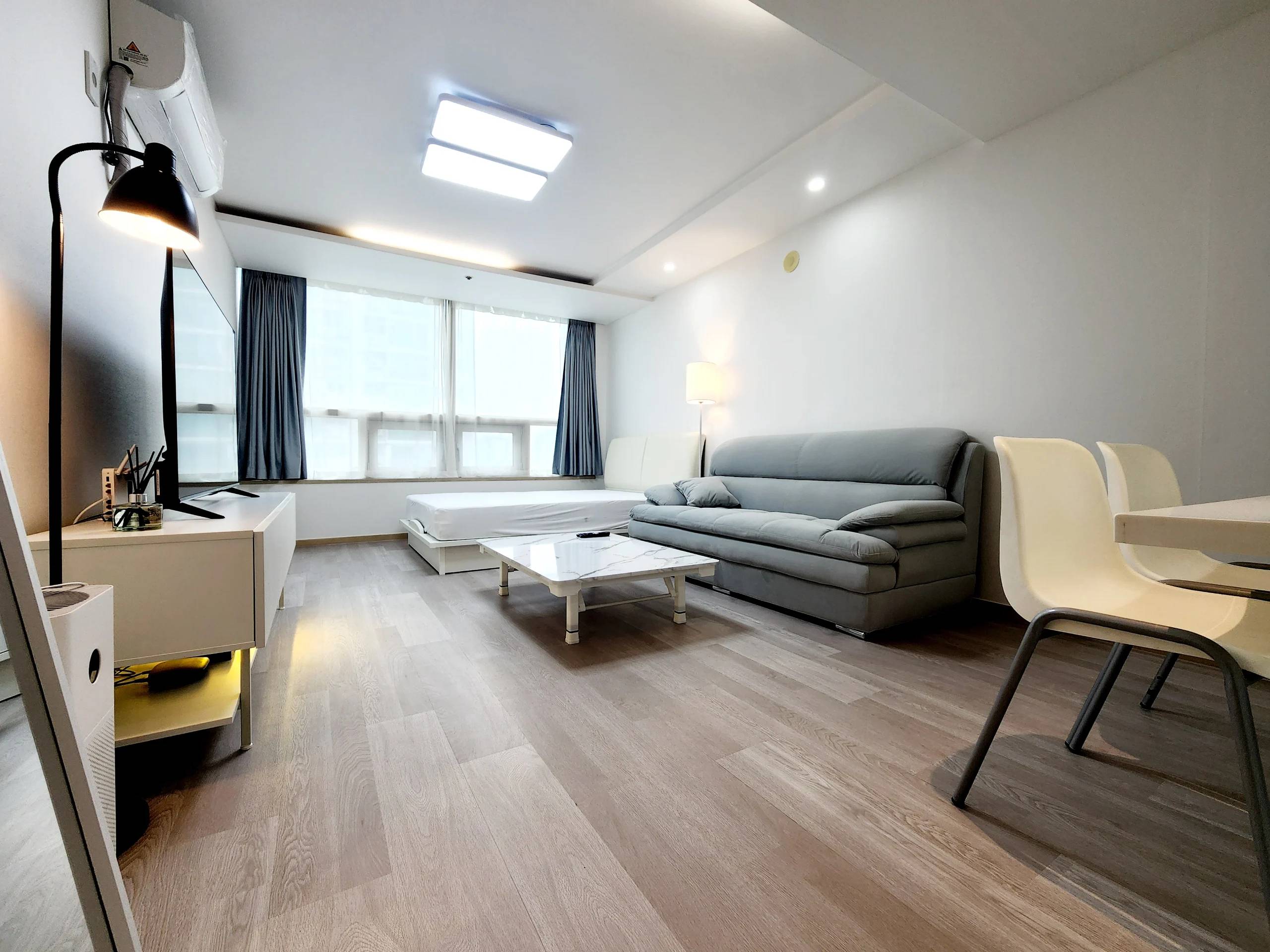 Low Deposit, 2-3 Minutes Walk from Gangnam Station, Fully Furnished - foto 1