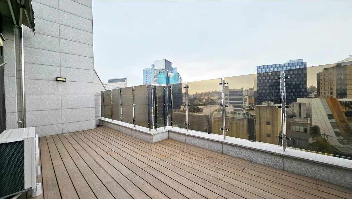 Duplex Penthouse In Cheongdam, Near Apgujeong Rodeo Stn, 1.5BR, 1BA, - photo 2