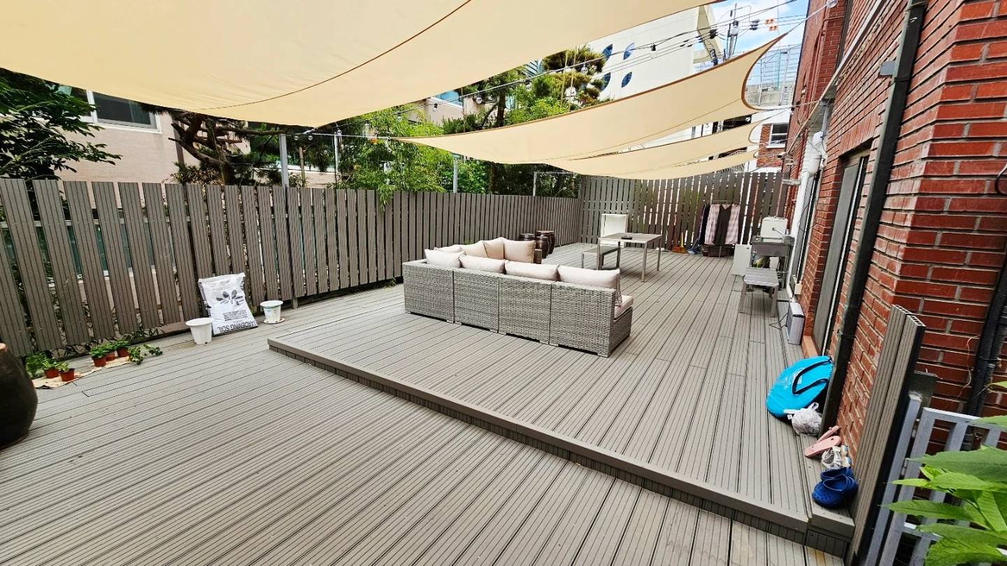 75 Pyeong Private Terrace White Interior Right in Front of French School in Seorae Village - photo 2