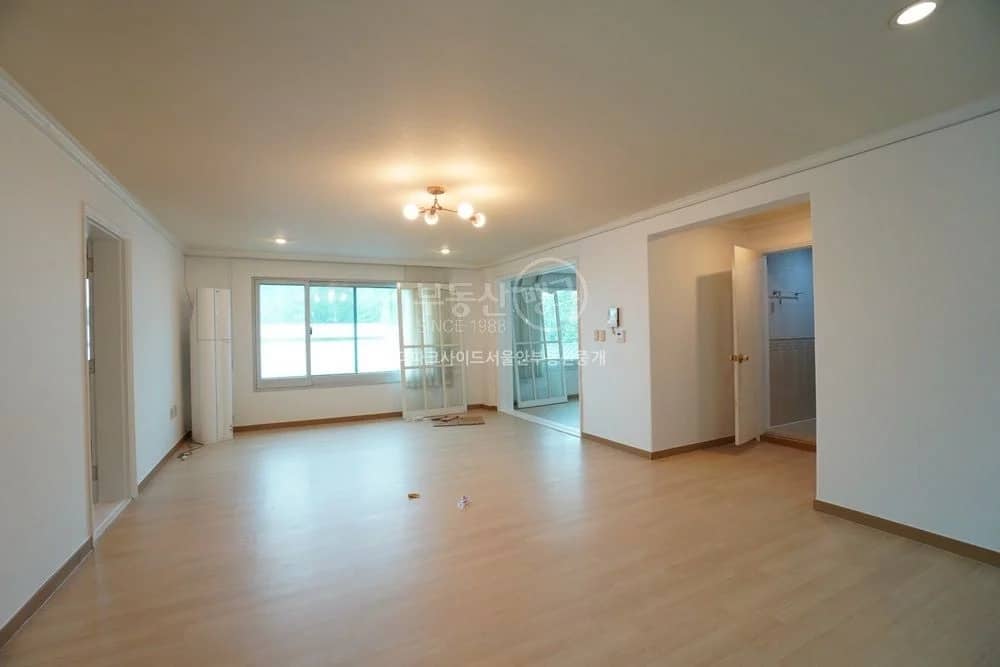 Near Grand Hyatt, A Spacious Villa with Great View - Foto 2