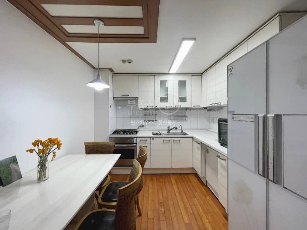 A 3-Bedroom Villa in the Korean Historic Area - Foto 2