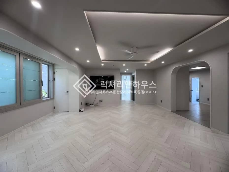 A Renewed Villa in the Upper Itaewon - photo 1