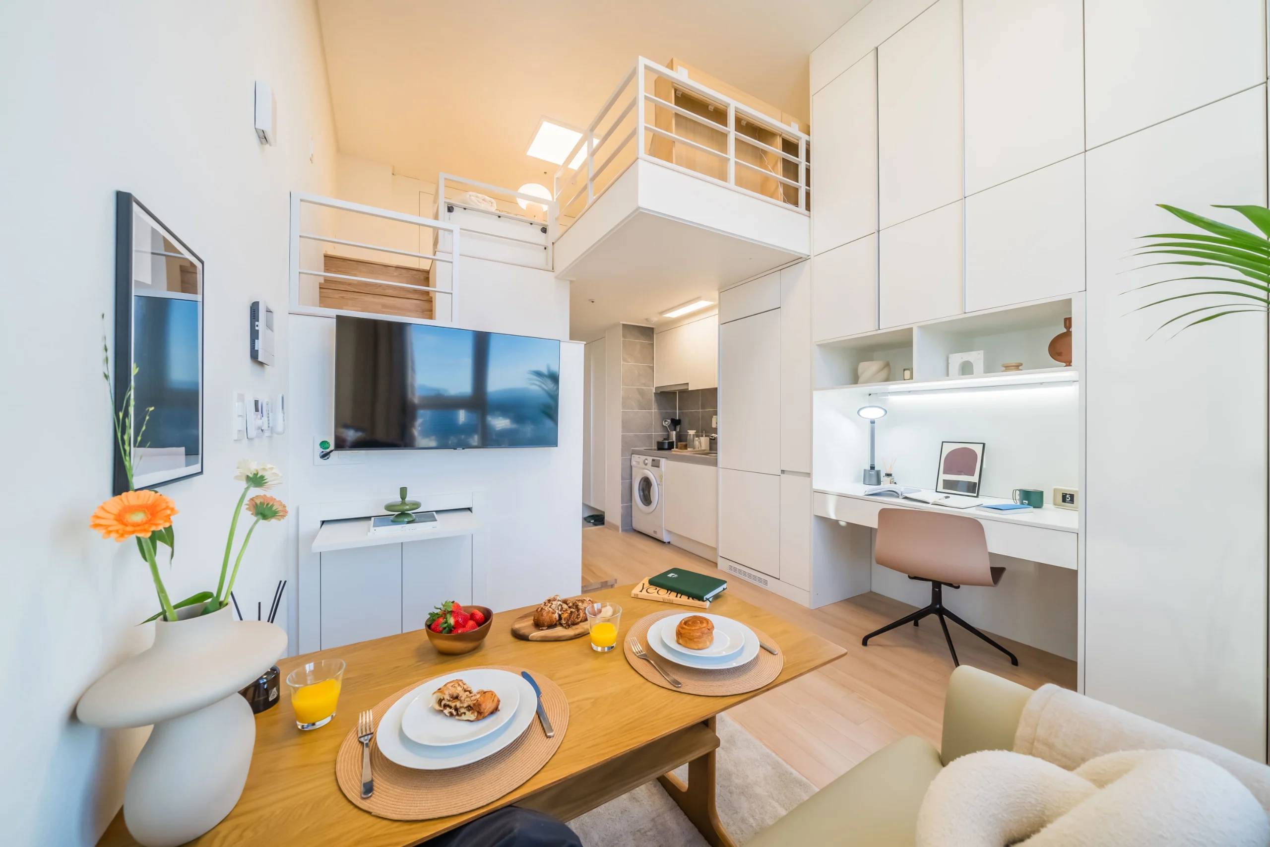 Loft Studio Apartment in Dongdaemun-gu - photo 1