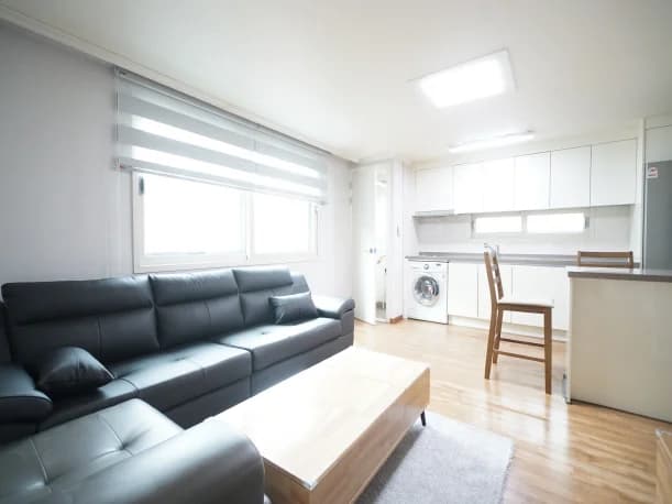 Small deposit and all furnished house in Seoul 2