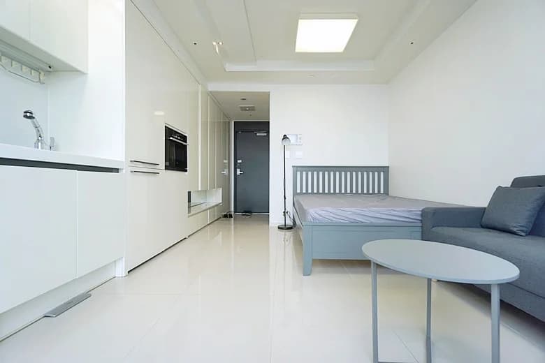 Small deposit and all furnished house in Seoul 2