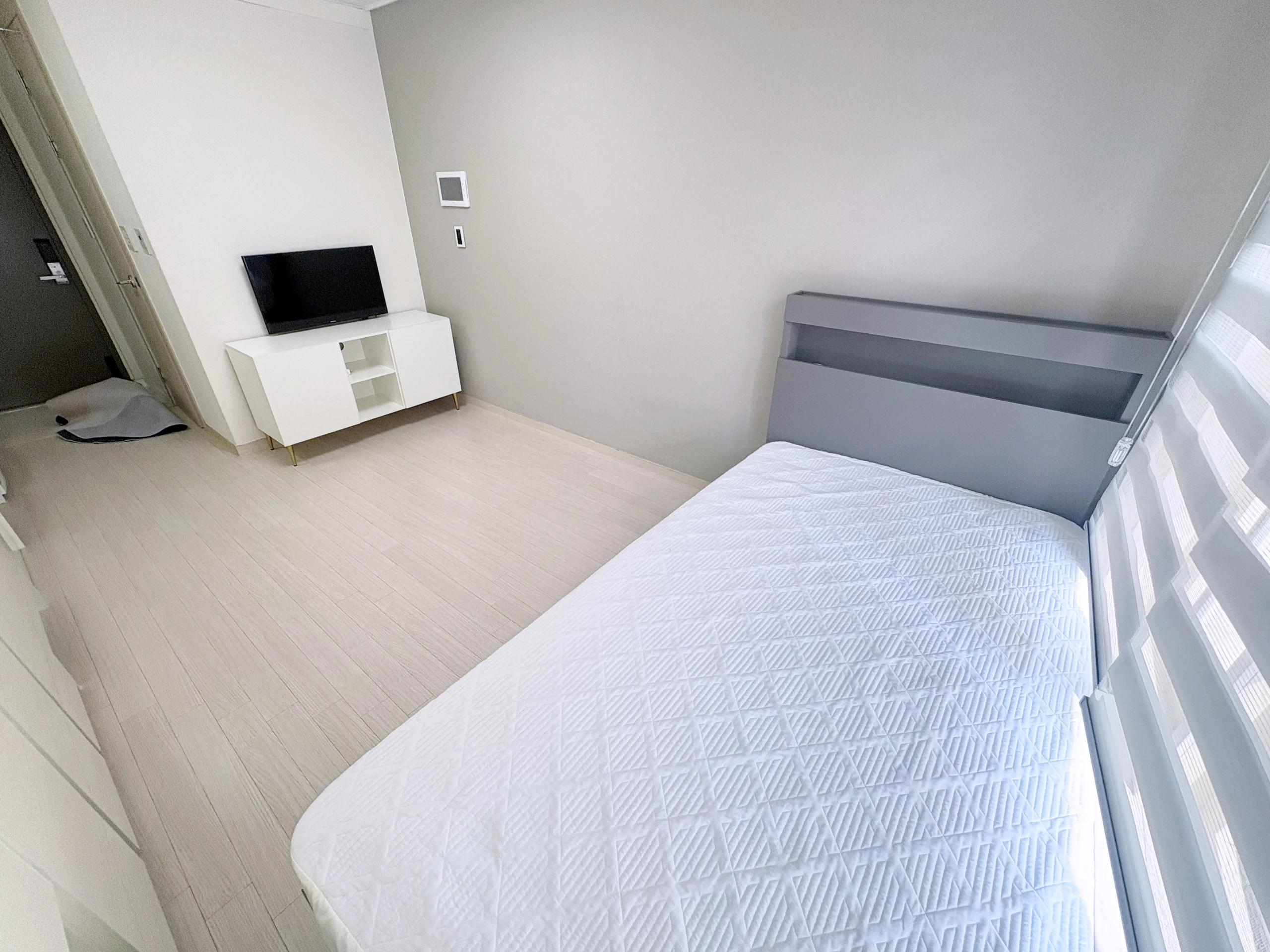Small deposit and all furnished house in Seoul 2