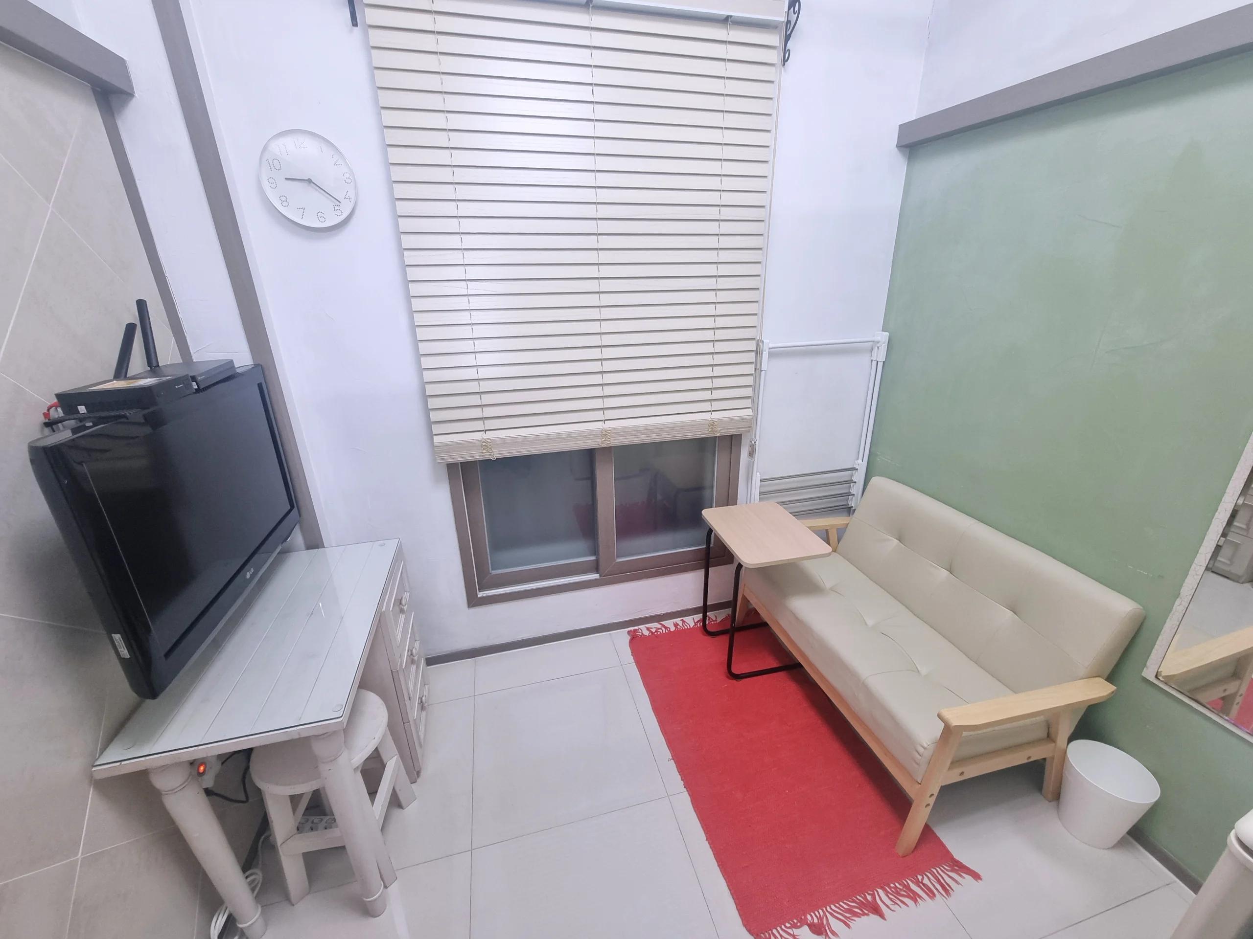 Small deposit and all furnished house in Seoul 2