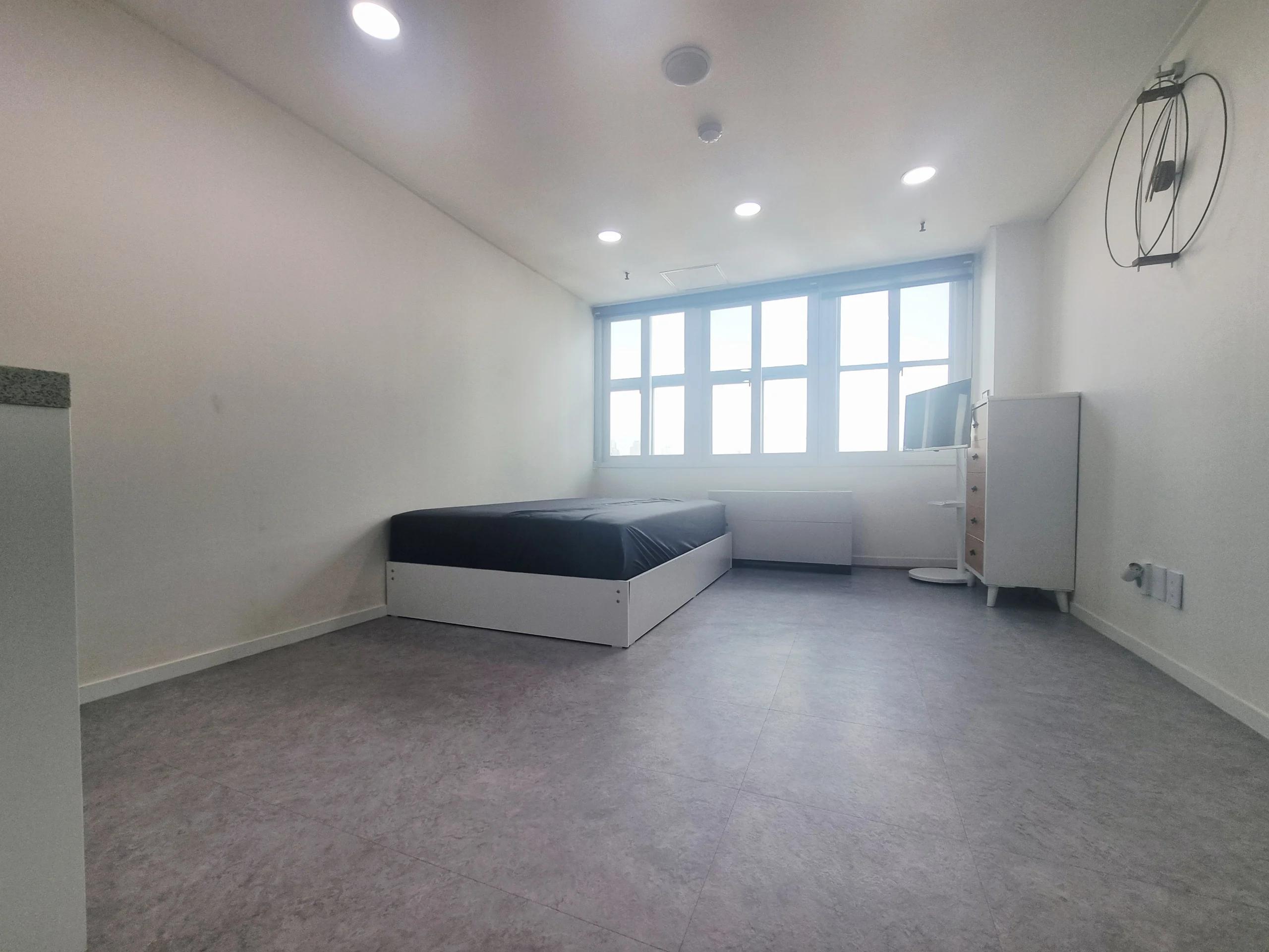 Small deposit and all furnished house in Seoul 2