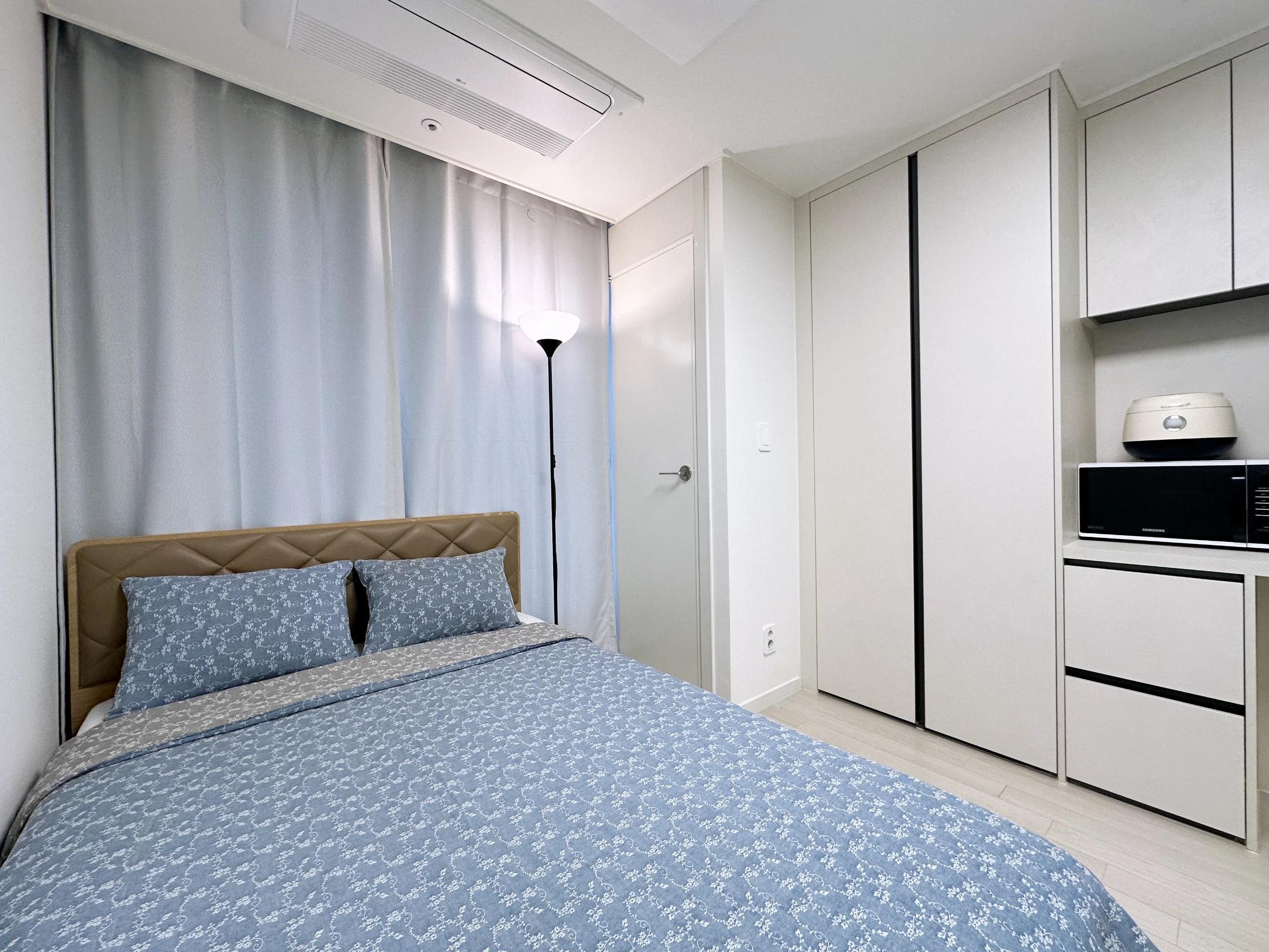 Small deposit and all furnished house in Seoul 2