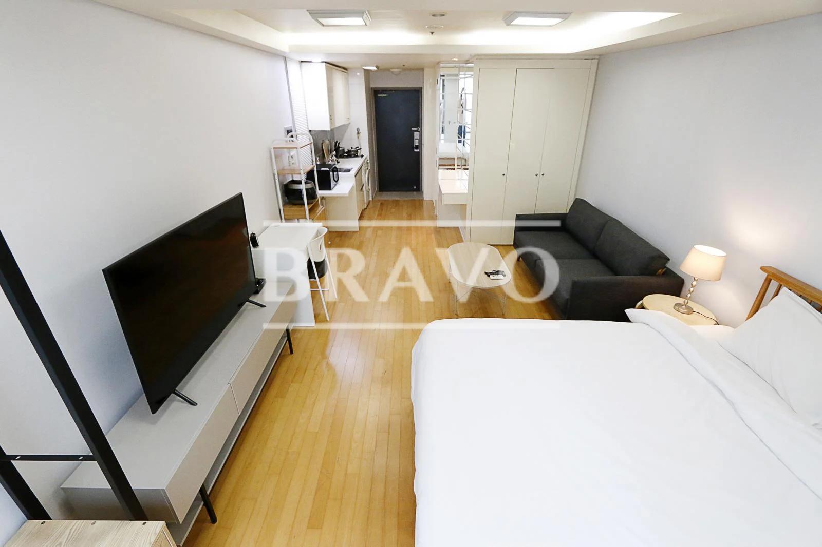Small deposit and all furnished house in Seoul 2