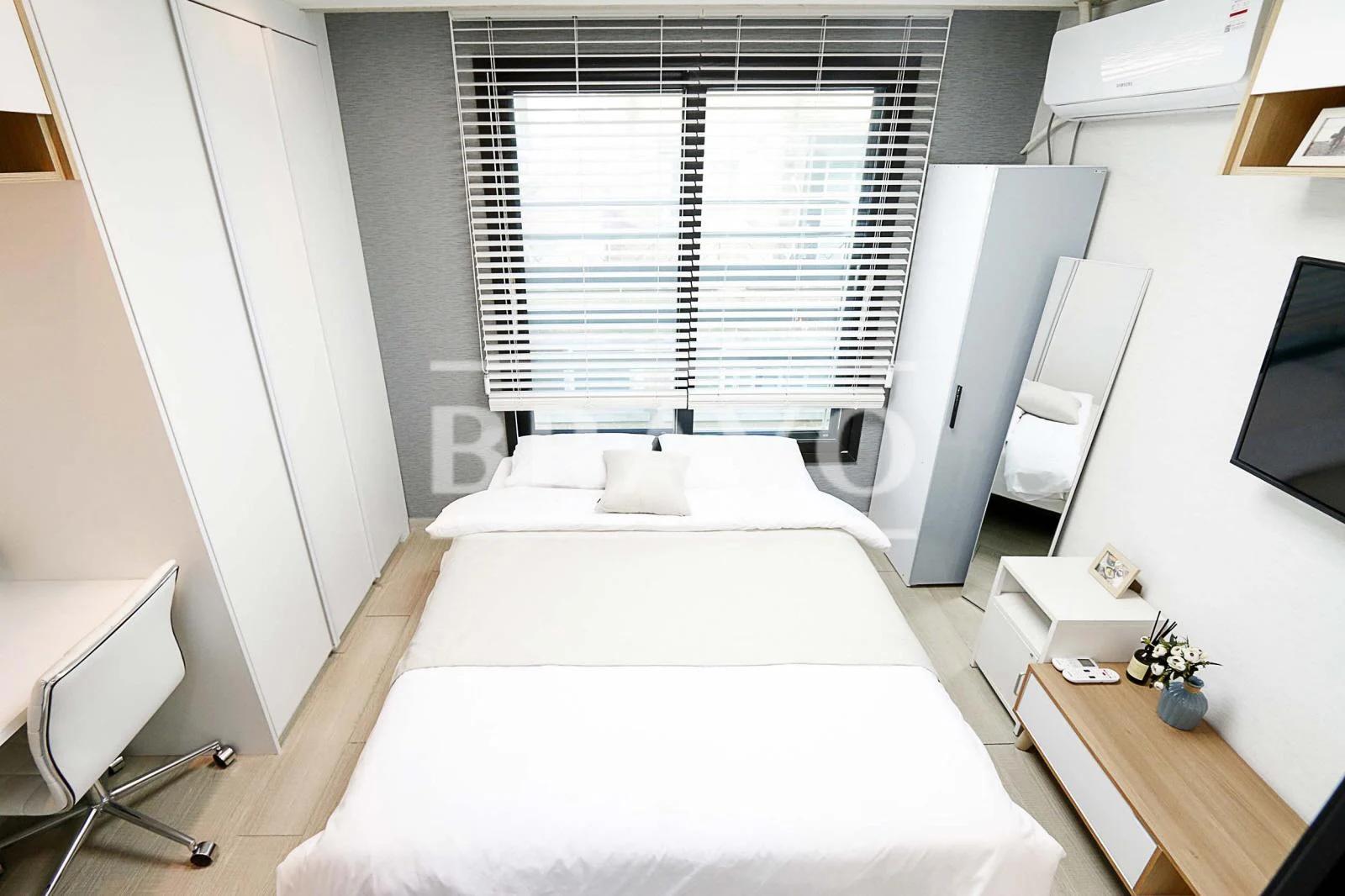 Small deposit and all furnished house in Seoul 2