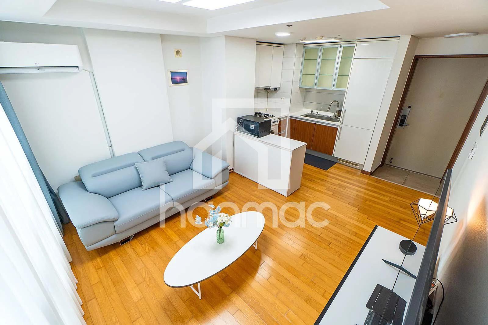 Small deposit and all furnished house in Seoul 2