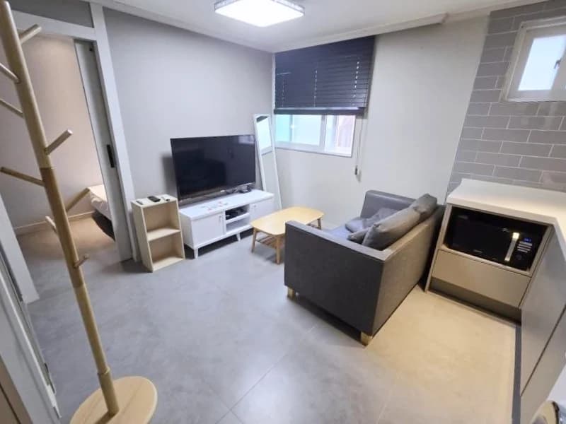 Small deposit and all furnished house in Seoul photo 1