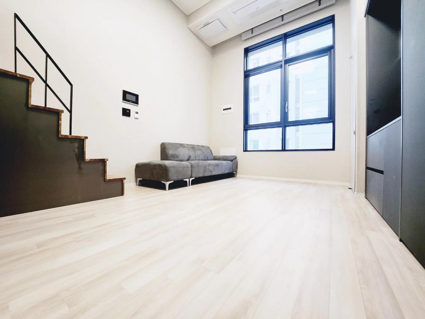 Small deposit and all furnished house in Seoul 2