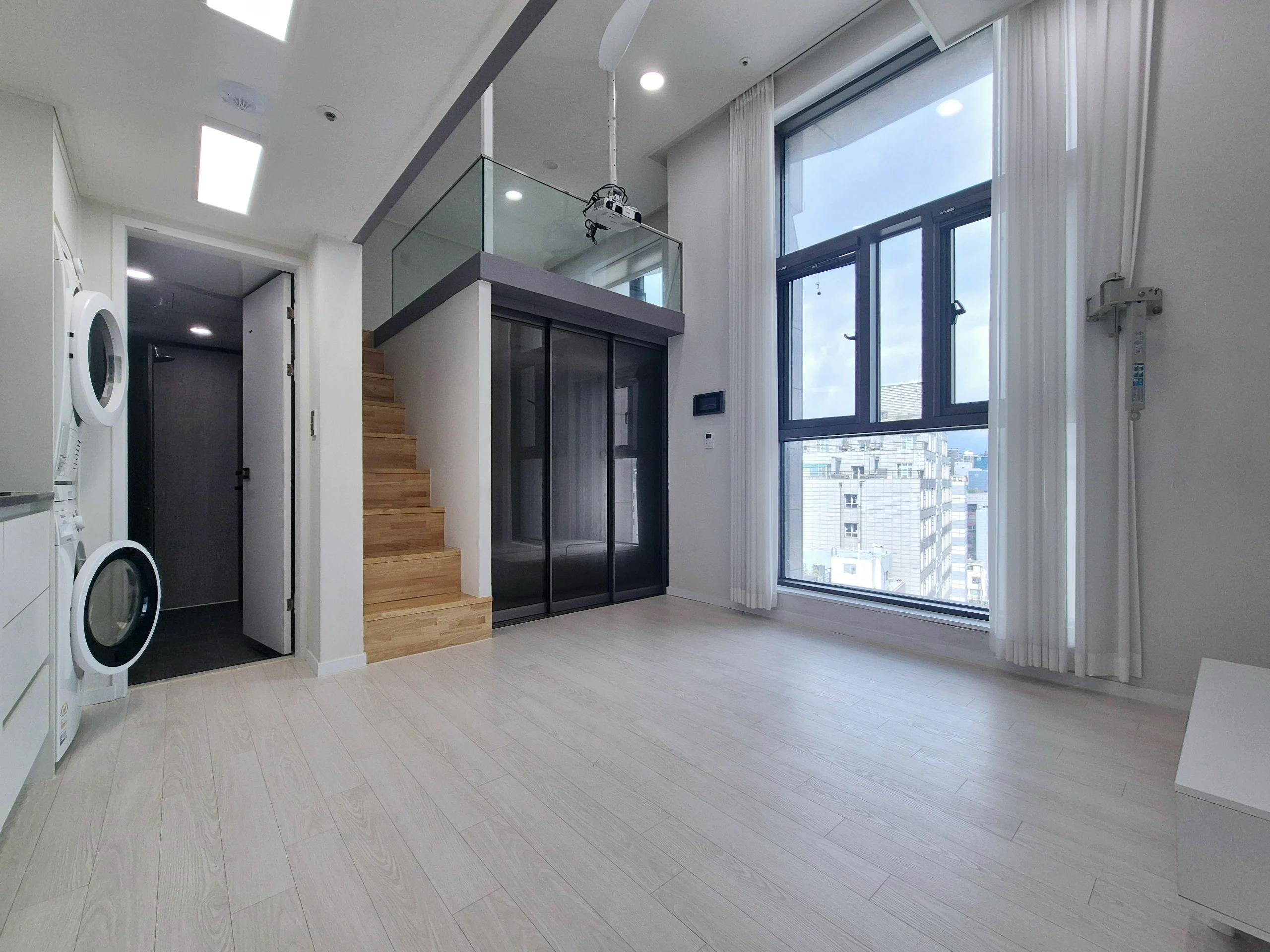 Small deposit and all furnished house in Seoul 평면도 3