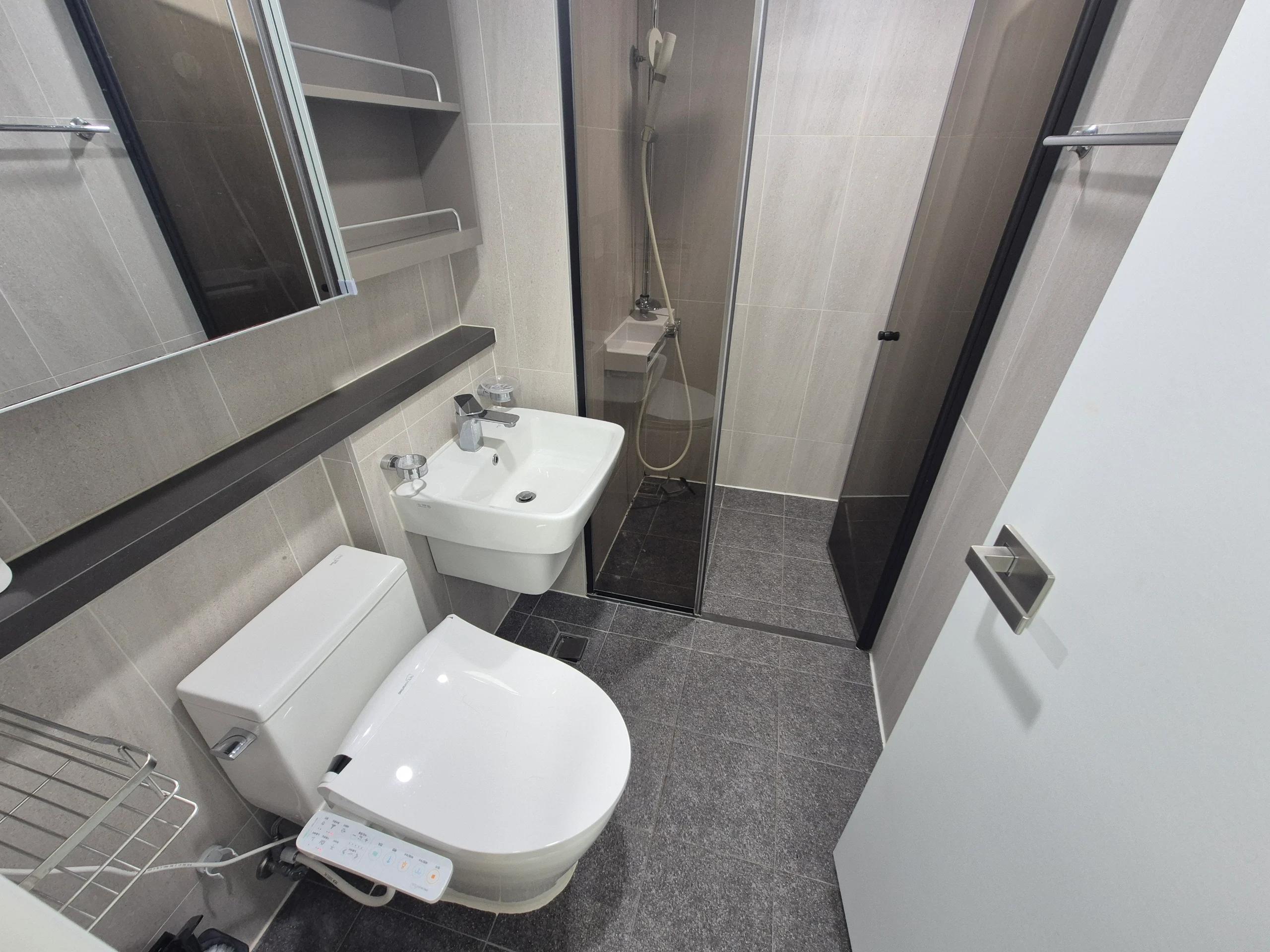 Small deposit and all furnished house in Seoul 평면도 9