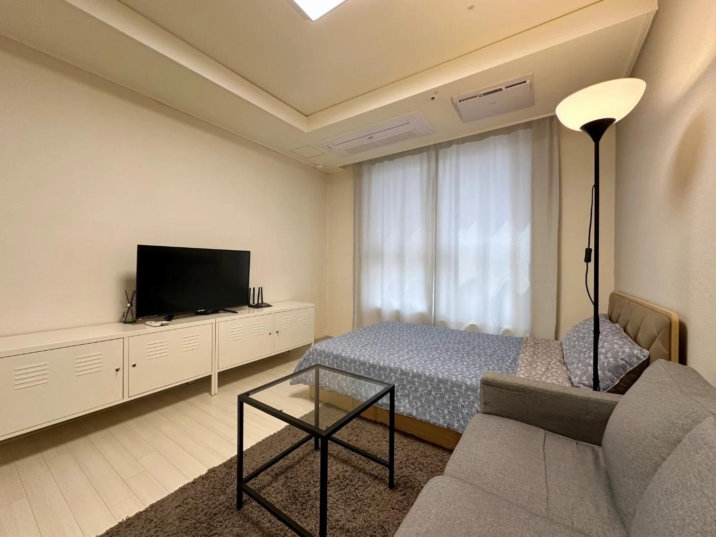 Small deposit and all furnished house in Seoul 2