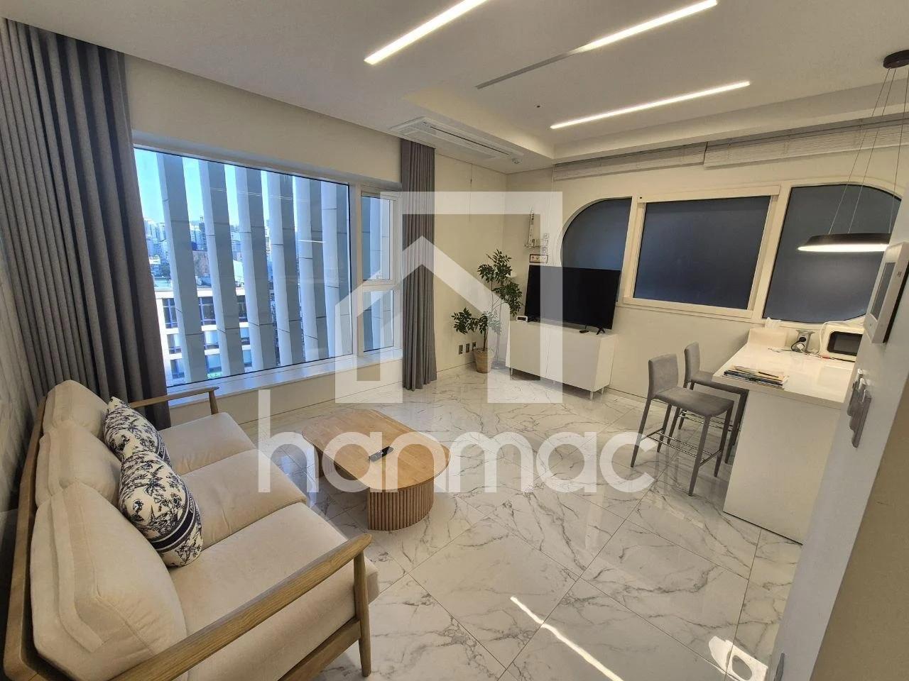 Small deposit and all furnished house in Seoul 1