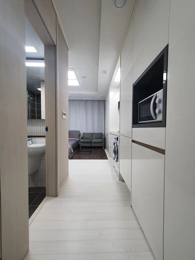 Small deposit and all furnished house in Seoul 1