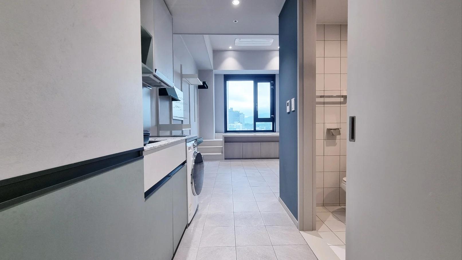 Studio type. Move-in ready. Gangnam area. 1
