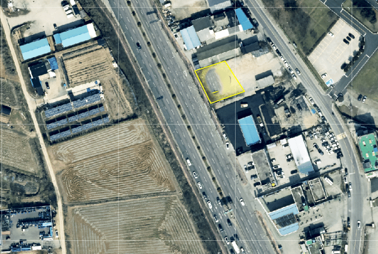 Rare Compact Industrial Unit: Main Road Access (15 Mins to Samsung) 2