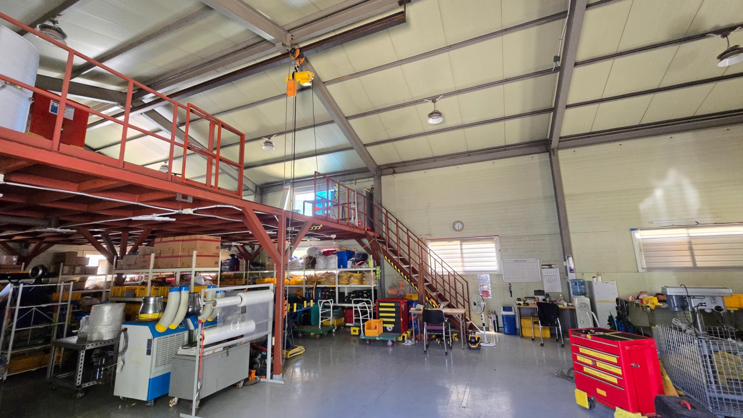 5-Min Drive to Samsung Semi: Modern Loft with Official Permit 1