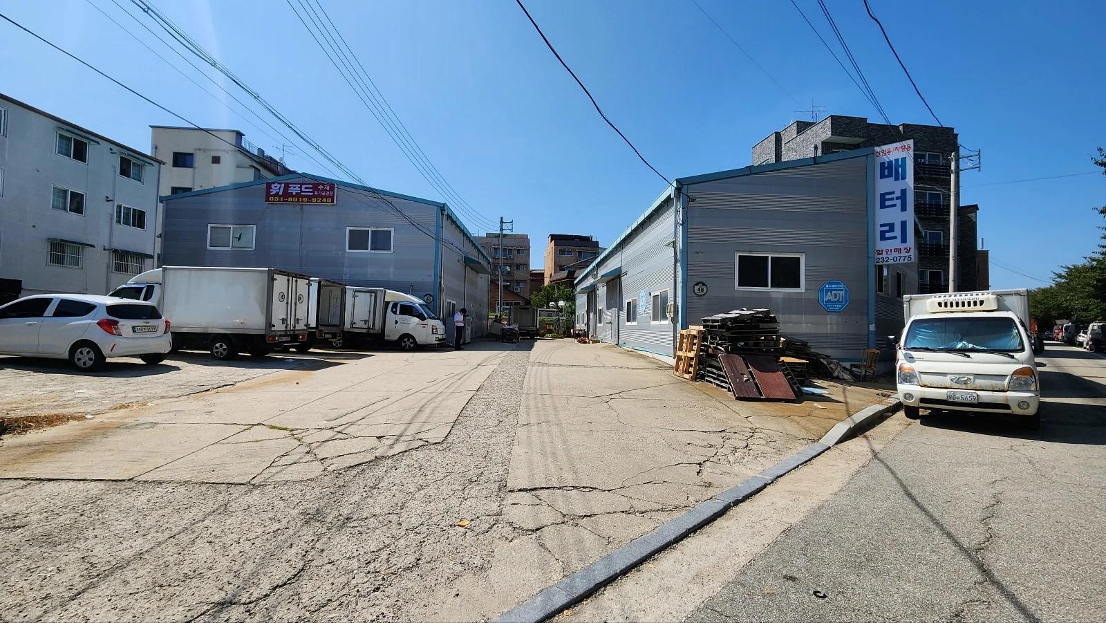 Near Suwon Stn: Food Business Site w/ Internal Container Office 2