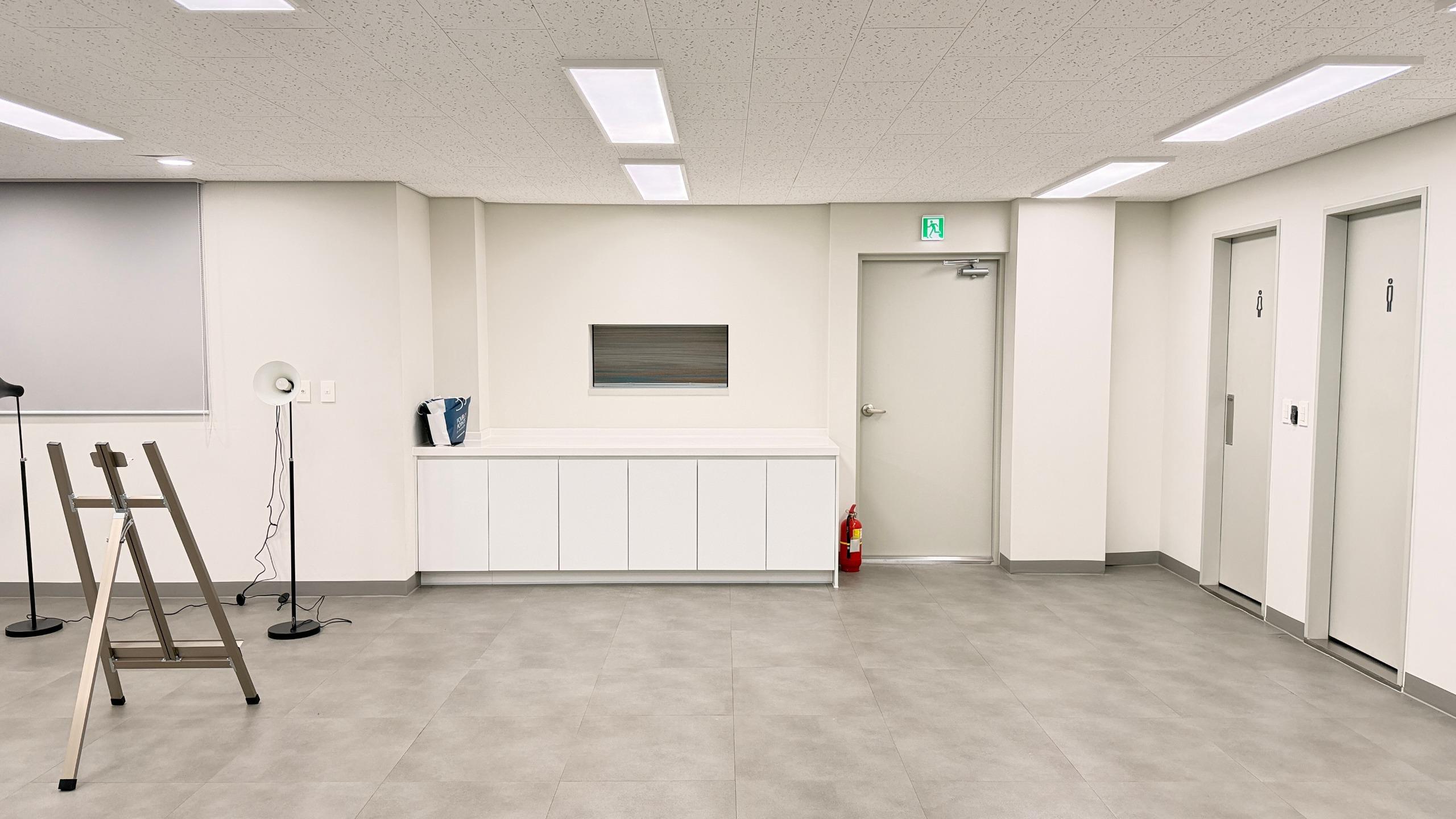 Recommended for Head Office, 3 Floors, Parking for 2 Cars+, Remodeled. 1